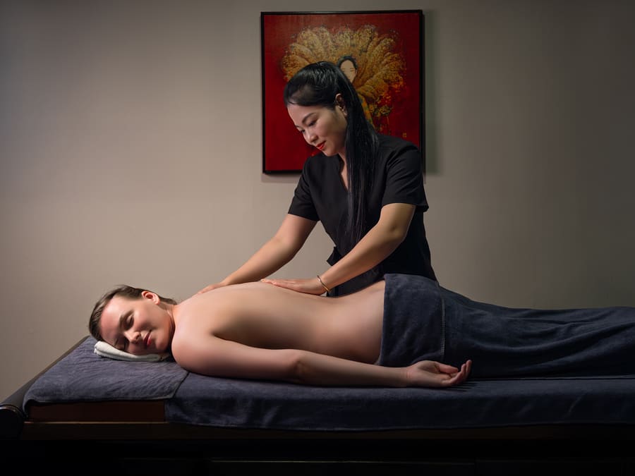You are currently viewing Spa on Halong Bay Overnight Cruise: Treatments, Pricing & What to Expect on Cozy Bay Grand